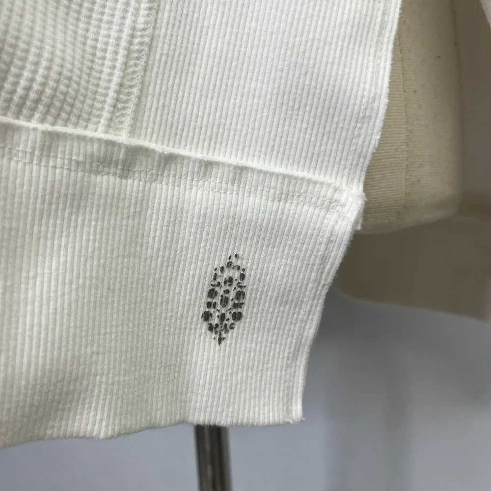 Free People Movement White Thermal Waffle Knit Hoodie Sz M Athleisure Beach - Picture 7 of 10